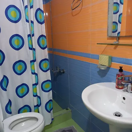 Rovoelea Apartment Himare