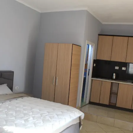 Rovoelea Apartment *