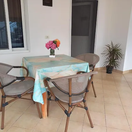 Apartment Rovoelea