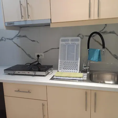 Rovoelea Apartment Himare