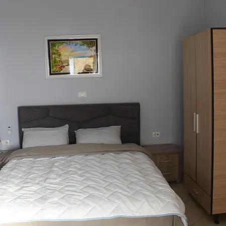 Apartment Rovoelea Himare