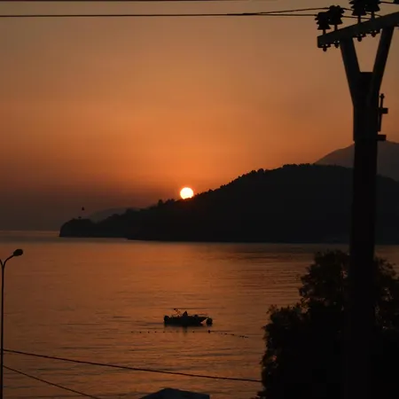 Apartment Rovoelea Himare